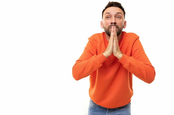 Comment les entreprises de services peuvent-elles utiliser l'analyse prédictive pour anticiper les besoins clients?